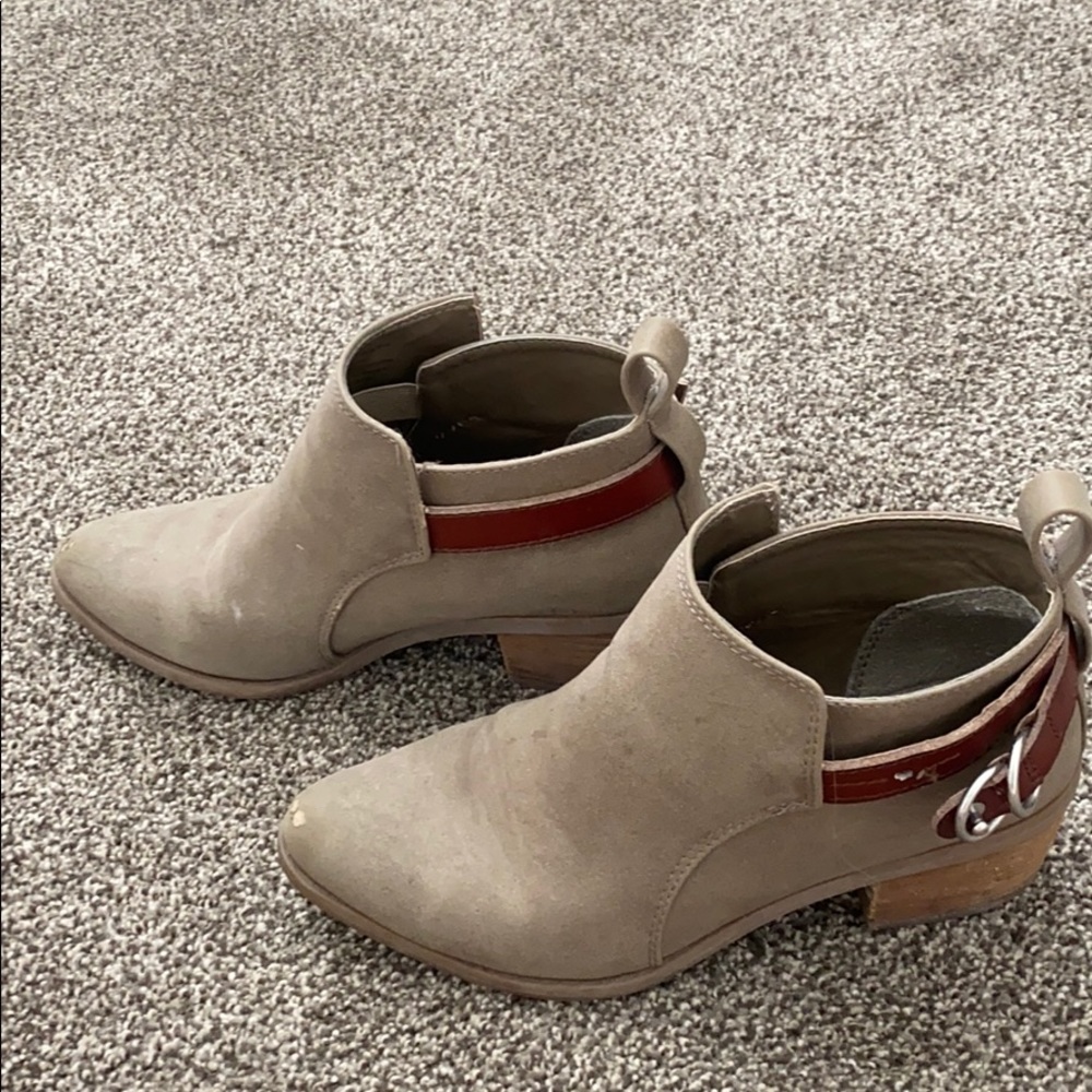 Brown boots (7) - American Eagle